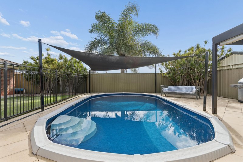 Photo - 16 Mander Crescent, Craigmore SA 5114 - Image 24