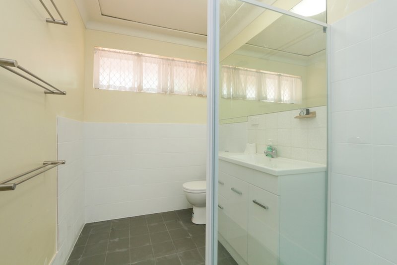 Photo - 16 Manton Court, Hamersley WA 6022 - Image 8