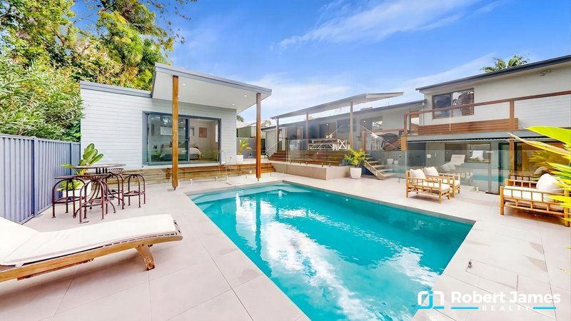 Photo - 16 Maple Avenue, Tewantin QLD 4565 - Image 1
