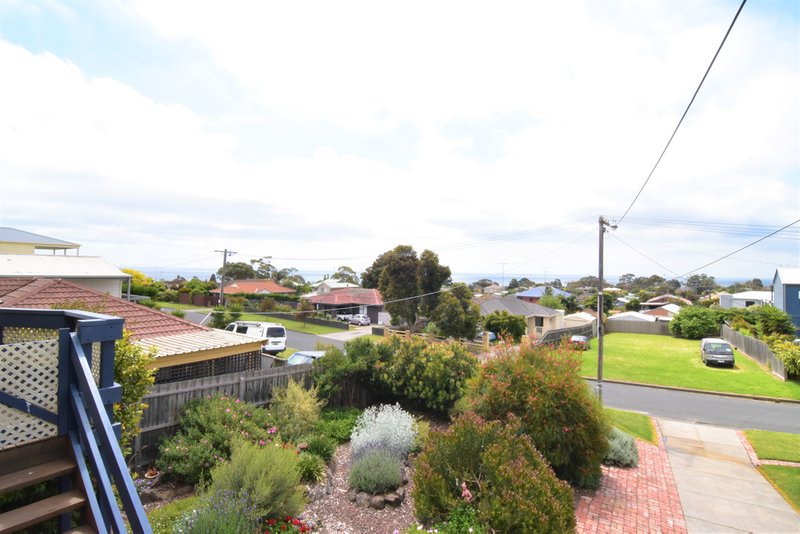 Photo - 16 Maraboora Avenue, Clifton Springs VIC 3222 - Image 18