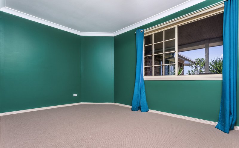 Photo - 16 Marasco Crt , Dakabin QLD 4503 - Image 8
