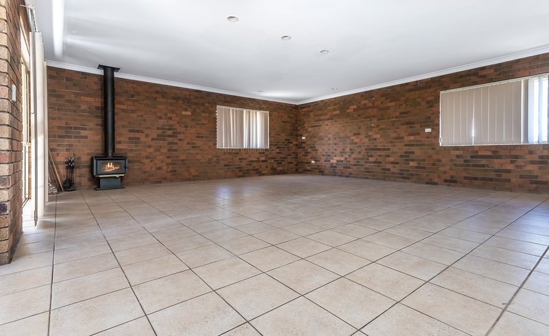 Photo - 16 Marasco Crt , Dakabin QLD 4503 - Image 14
