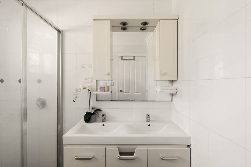 Photo - 16 Margaret Street, Rochedale South QLD 4123 - Image 17