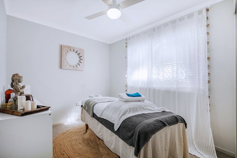 Photo - 16 Marigold Street, Margate QLD 4019 - Image 3