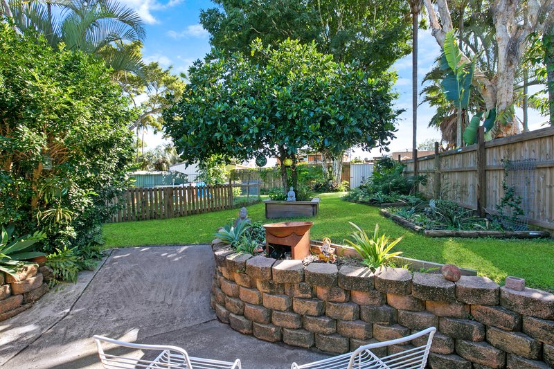 Photo - 16 Marigold Street, Margate QLD 4019 - Image 11