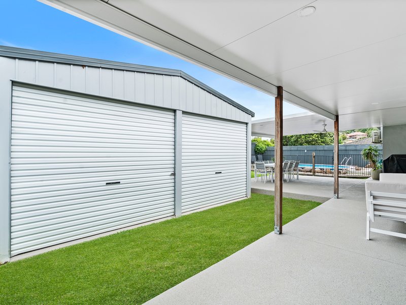 Photo - 16 Mariners Crescent, Banora Point NSW 2486 - Image 11