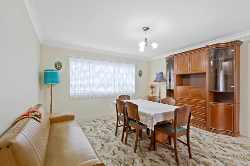 Photo - 16 Mark Street, St Marys NSW 2760 - Image 2