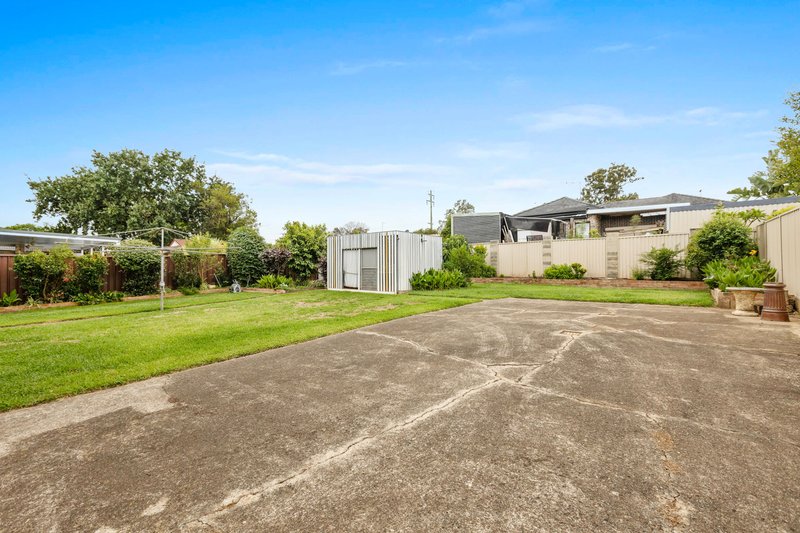 Photo - 16 Mark Street, St Marys NSW 2760 - Image 9