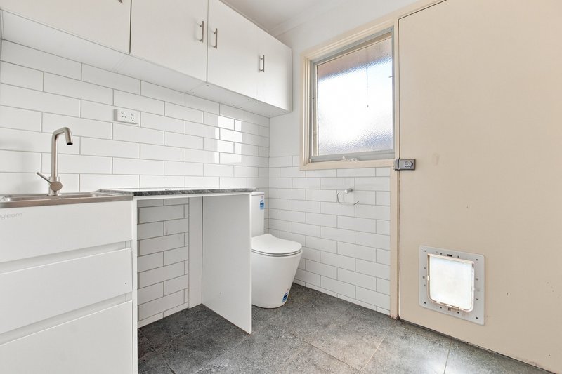 Photo - 16 Marklin Street, Cranbourne VIC 3977 - Image 11