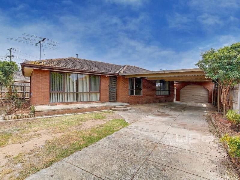 Photo - 16 Marne Avenue, Wyndham Vale VIC 3024 - Image 8