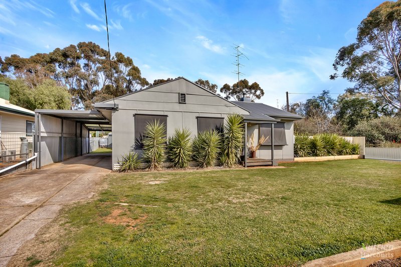 16 Marrabel Road, Saddleworth SA 5413