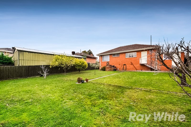 Photo - 16 Marriott Parade, Glen Waverley VIC 3150 - Image 10