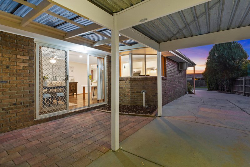 Photo - 16 Marson Court, Pakenham VIC 3810 - Image 9