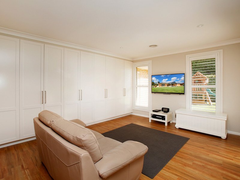 Photo - 16 Matavia Place, Bowral NSW 2576 - Image 6