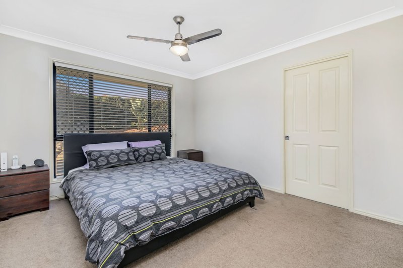 Photo - 16 Matthews Crescent, Pimpama QLD 4209 - Image 9