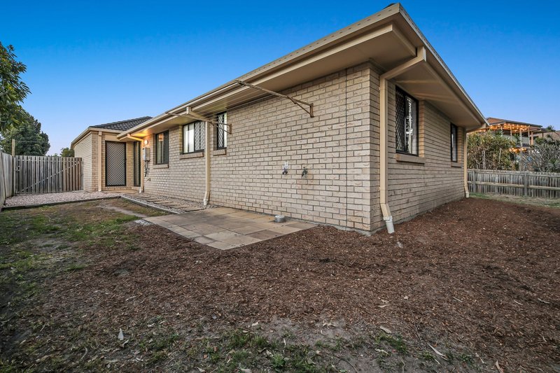 Photo - 16 Matthews Crescent, Pimpama QLD 4209 - Image 16