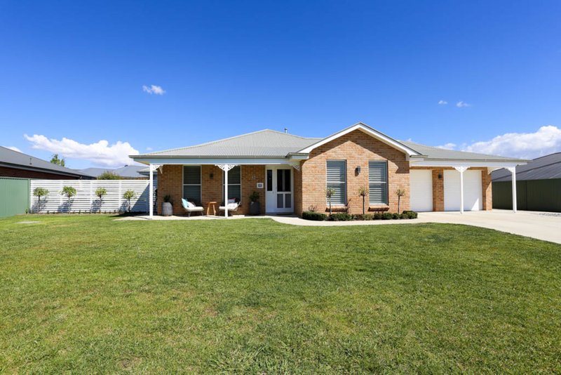 16 Mcgirr Street, Llanarth NSW 2795