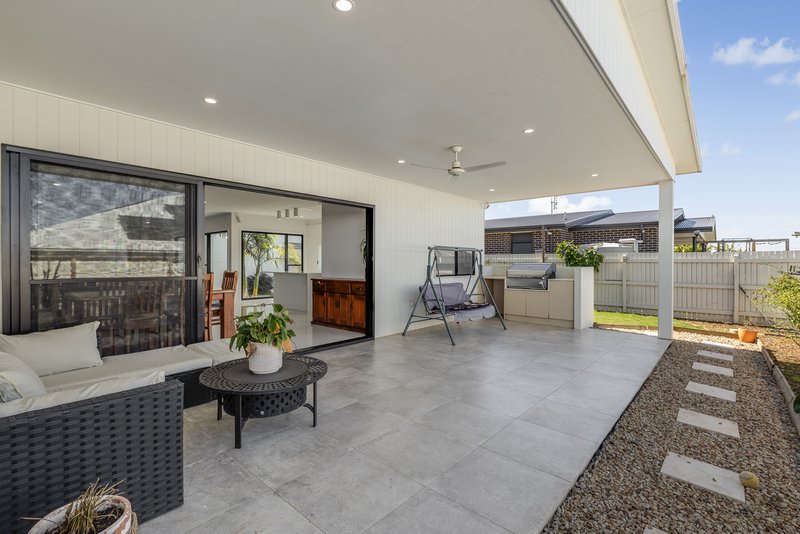 Photo - 16 Mcgrory Drive, Kearneys Spring QLD 4350 - Image 18