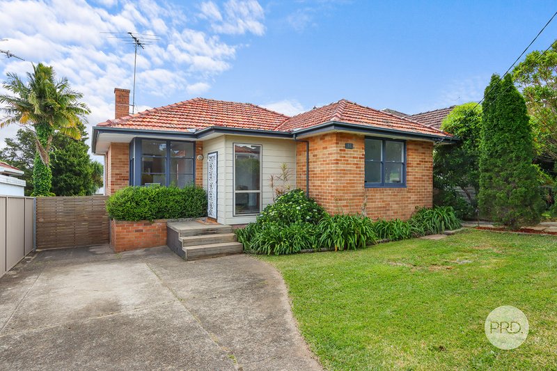 16 Meadowland Road, Peakhurst NSW 2210