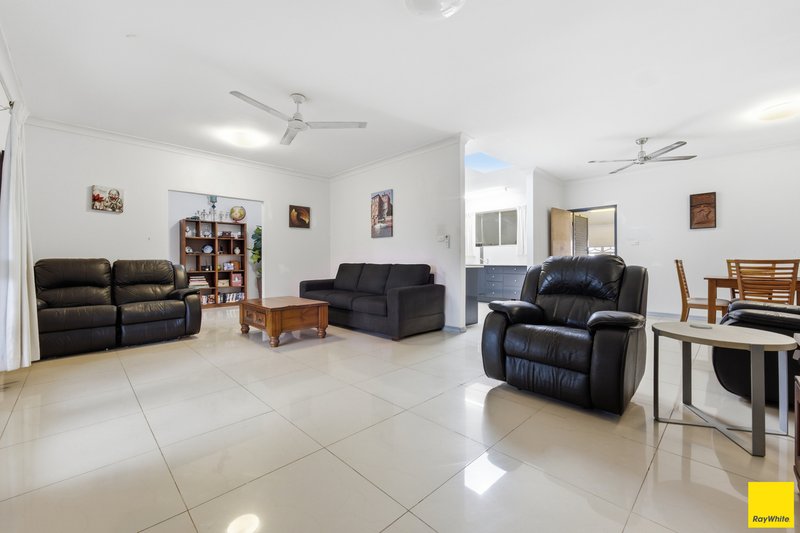 Photo - 16 Melaleuca Street, Manunda QLD 4870 - Image 9