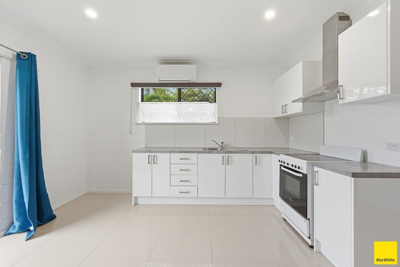 Photo - 16 Melaleuca Street, Manunda QLD 4870 - Image 19