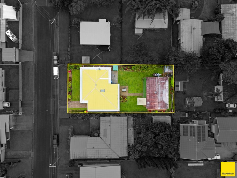 Photo - 16 Melaleuca Street, Manunda QLD 4870 - Image 26