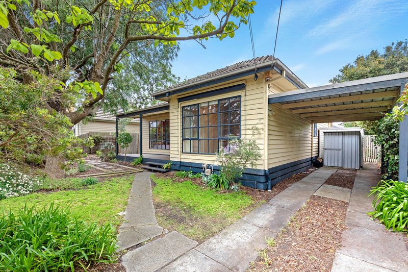 16 Mena Avenue, Cheltenham VIC 3192