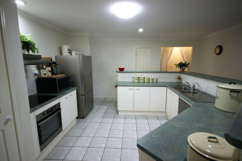 Photo - 16 Michaelina Drive, Beaudesert QLD 4285 - Image 5