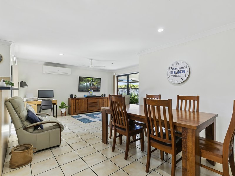 Photo - 16 Middle Cove Court, Sandstone Point QLD 4511 - Image 10