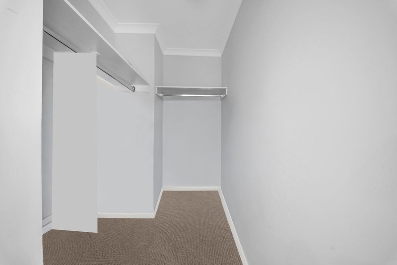Photo - 16 Middleborough Terrace, Clyde VIC 3978 - Image 10