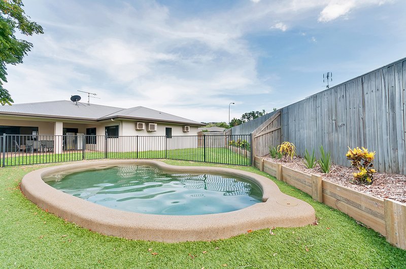 Photo - 16 Milko Close, Brinsmead QLD 4870 - Image 9