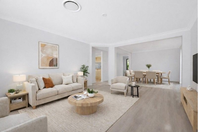 Photo - 16 Millcroft Way, Beaumont Hills NSW 2155 - Image 4