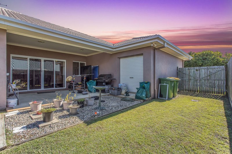 Photo - 16 Millettia Close, North Lakes QLD 4509 - Image 17