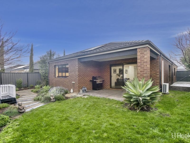 Photo - 16 Mintarra Road, Tarneit VIC 3029 - Image 12