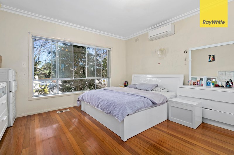 Photo - 16 Moira Street, Sunshine VIC 3020 - Image 4