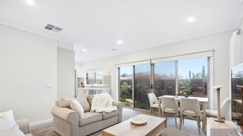 Photo - 16 Moonglow Crescent, Bacchus Marsh VIC 3340 - Image 2