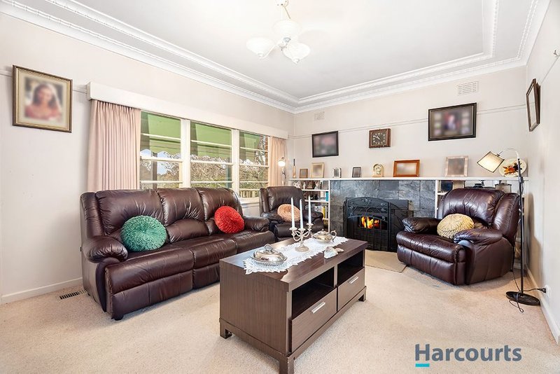 Photo - 16 Moore Street, Creswick VIC 3363 - Image 4