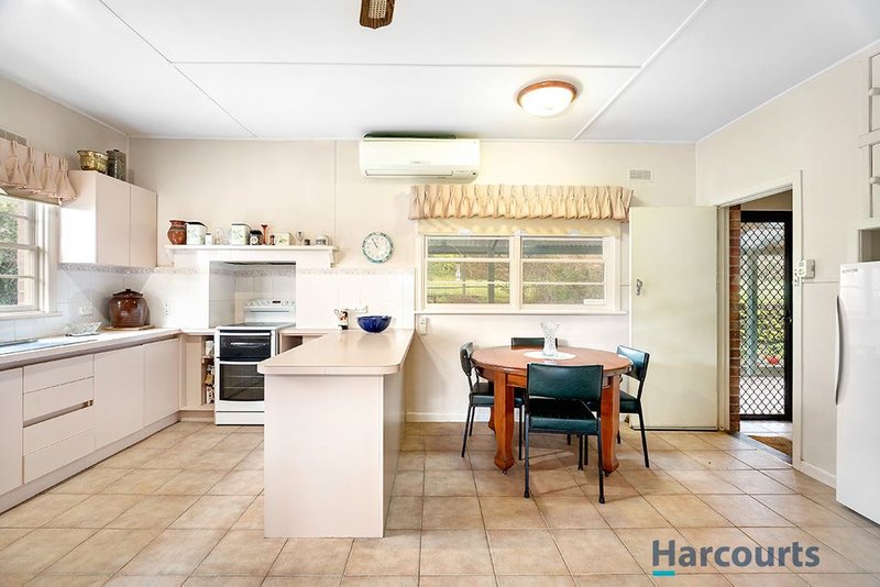 Photo - 16 Moore Street, Creswick VIC 3363 - Image 5