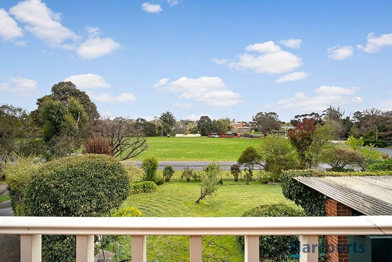 Photo - 16 Moore Street, Creswick VIC 3363 - Image 12