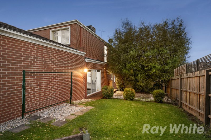 Photo - 16 Morawa Drive, Mulgrave VIC 3170 - Image 10