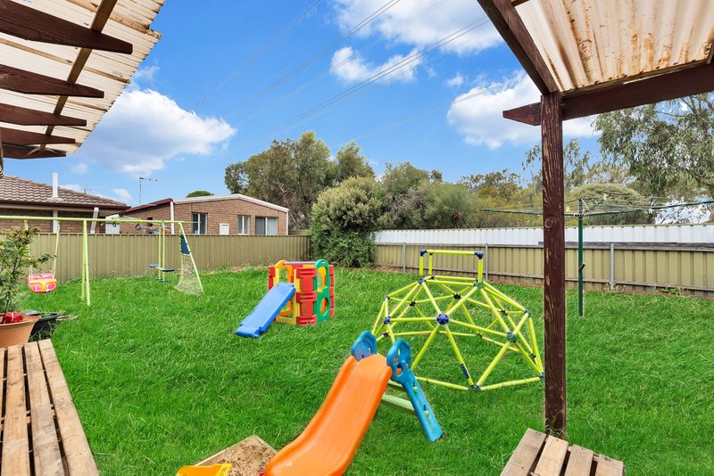 Photo - 16 Mordaunt Street, Parafield Gardens SA 5107 - Image 14