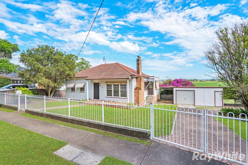 Photo - 16 Morpeth Road, East Maitland NSW 2323 - Image 3