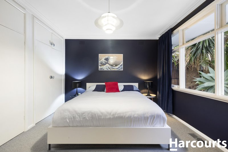 Photo - 16 Mortimer Street, Werribee VIC 3030 - Image 9