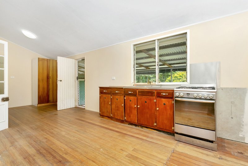 Photo - 16 Morton Street, Kuranda QLD 4881 - Image 4