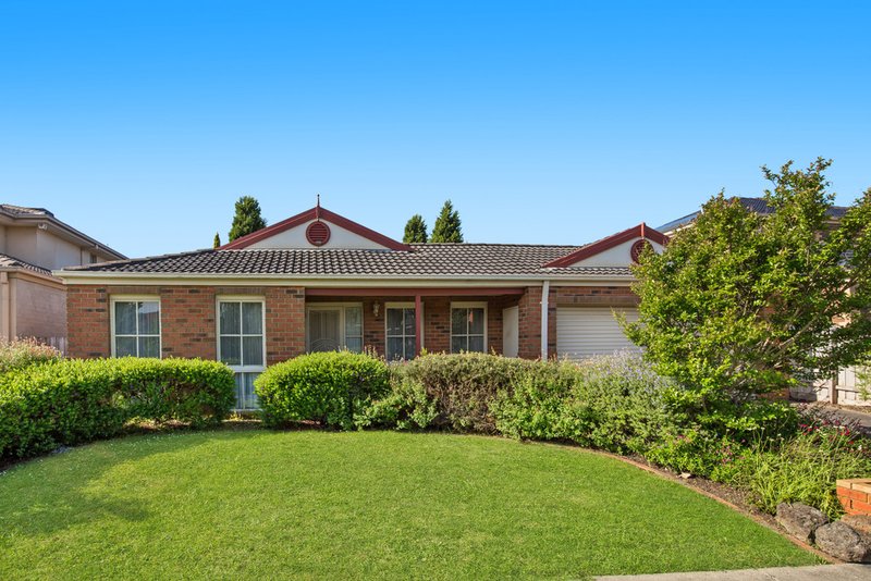 16 Mosman Close, Wantirna South VIC 3152