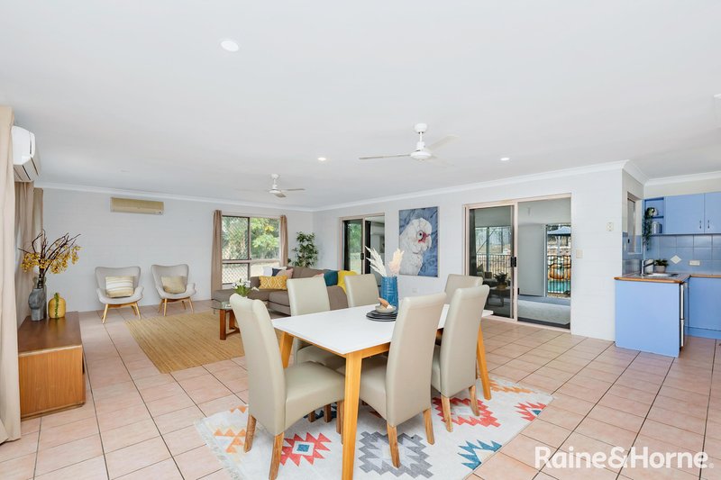 Photo - 16 Mount Kulburn Drive, Jensen QLD 4818 - Image 4