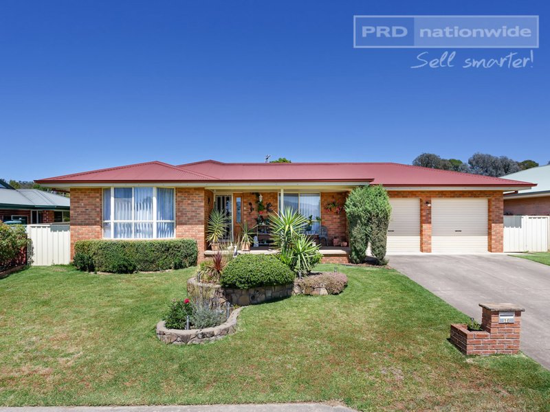 16 Mountford Street, Tumut NSW 2720