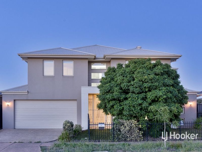 16 Mowbray Drive, Point Cook VIC 3030