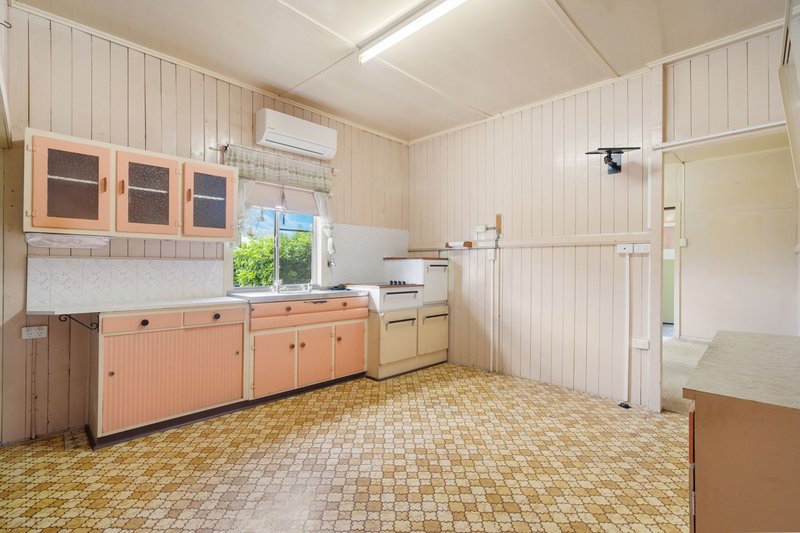 Photo - 16 Muchow Street, Beenleigh QLD 4207 - Image 9