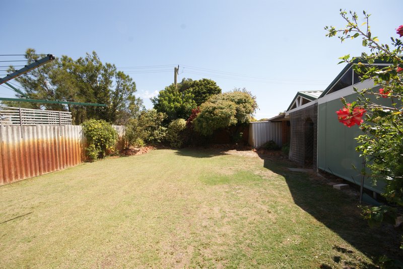 Photo - 16 Mudlark Way, Yangebup WA 6164 - Image 20